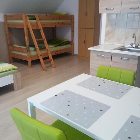 Elza Vendeghaz Apartment ชารอชปาตัก ภายนอก รูปภาพ